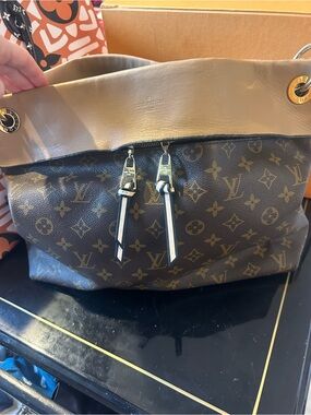 Louis Vuitton Tuileries Hobo pink and tan handle